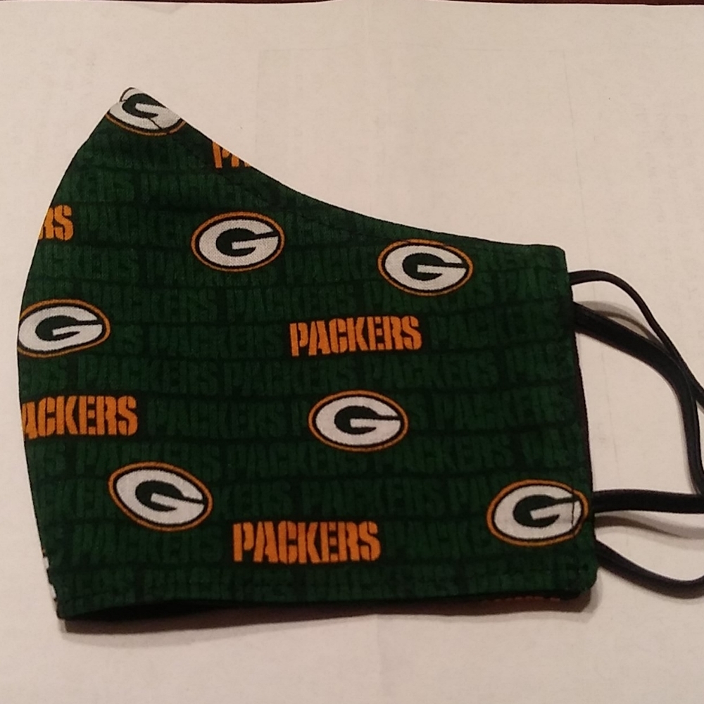 GREEN BAY PACKER FACE MASK